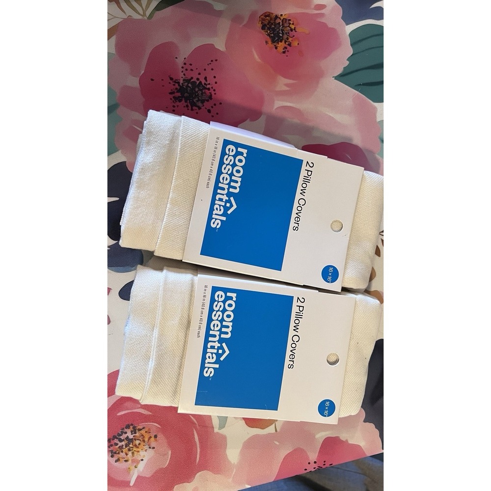 Room Essentials King Pillowcase Set White Easy-Care Cotton Blend lot of 2